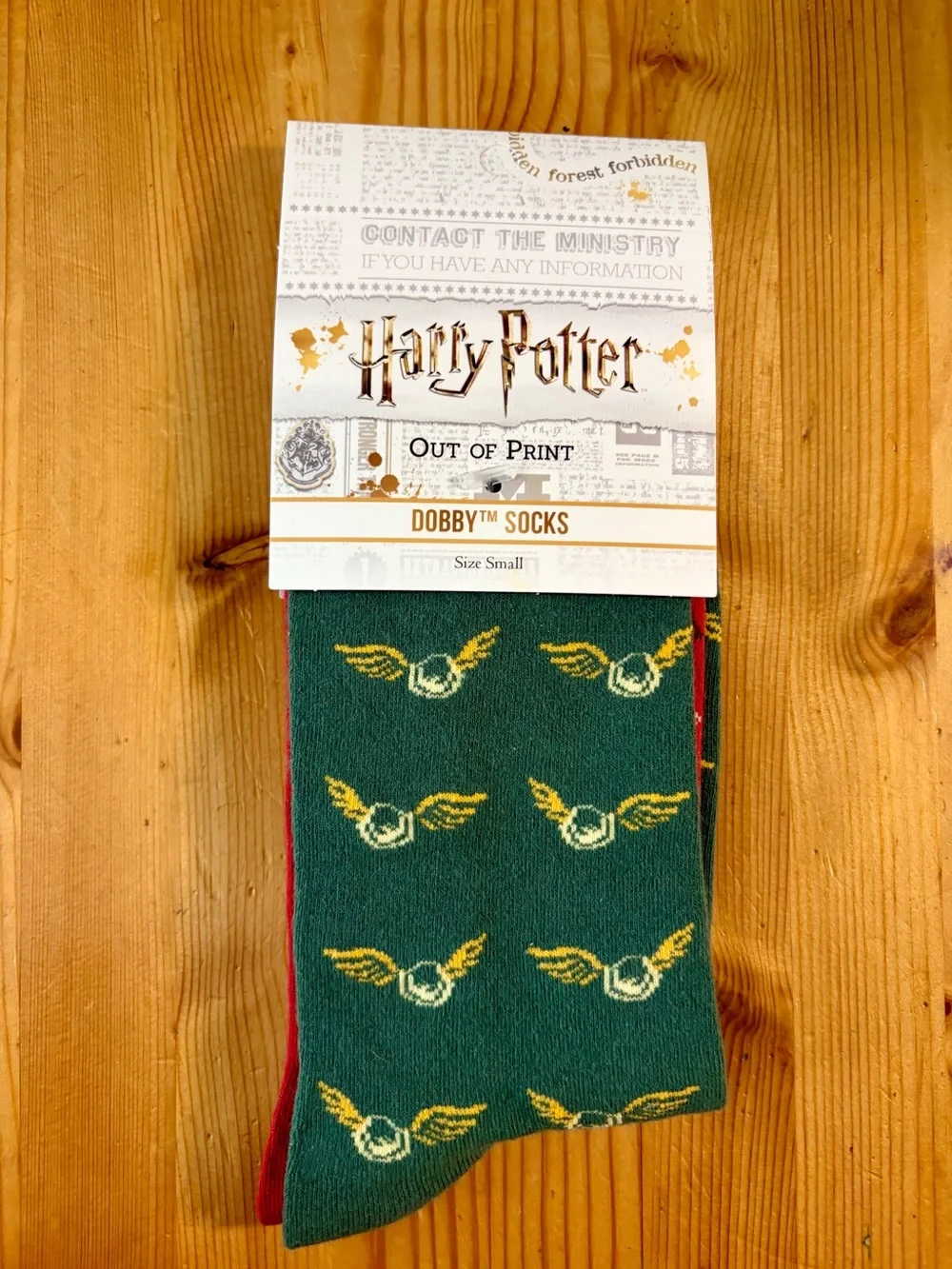 Out of Print Harry Potter Dobby Christmas Socks NWT Mismatched Size Small